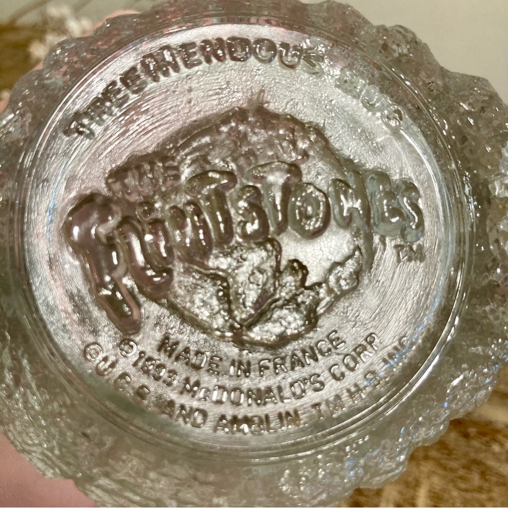 1993 The Flintstones McDonald's Glass Mug RocDonalds Treemendous Clear Embossed - Picture 5 of 8